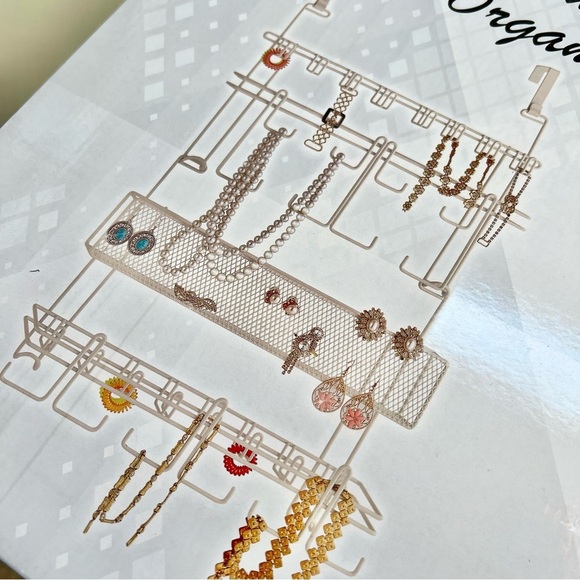 Over-the-Door Jewelry Organizer - White Metal - Picture 7 of 8